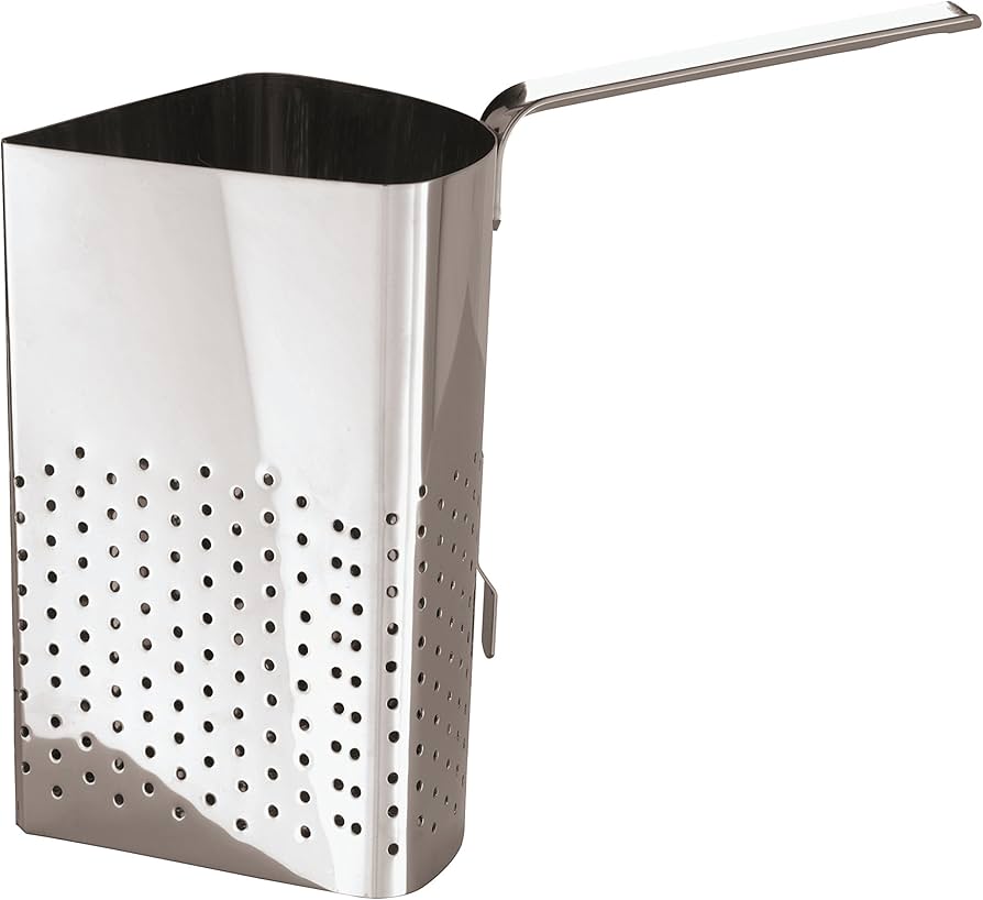  EQ مصفاة باستا  ستانلس مثلث مخرمة  